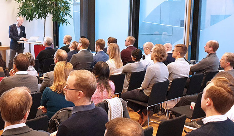 Mötesbord sett uppifrån